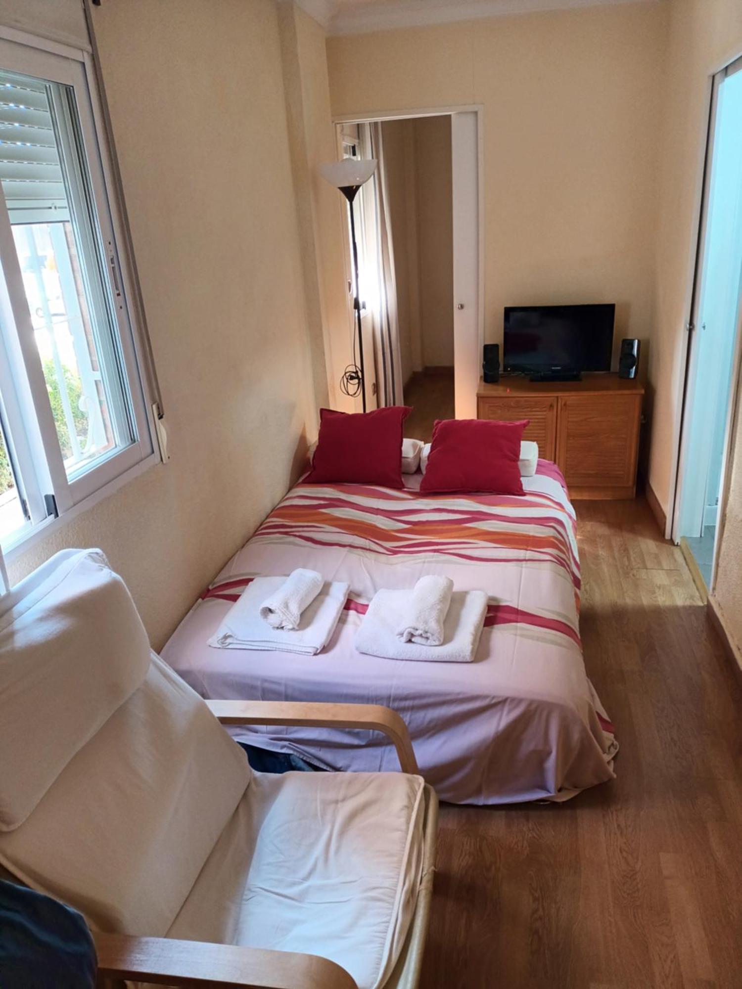 Apartamentos Vialia Sol Y Playa Malaga Bagian luar foto